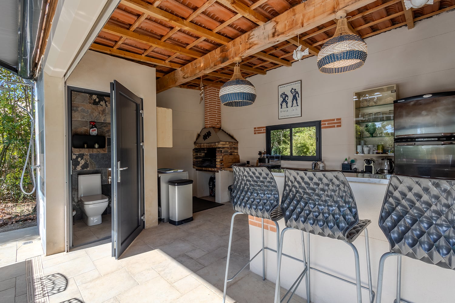 Summer kitchen
