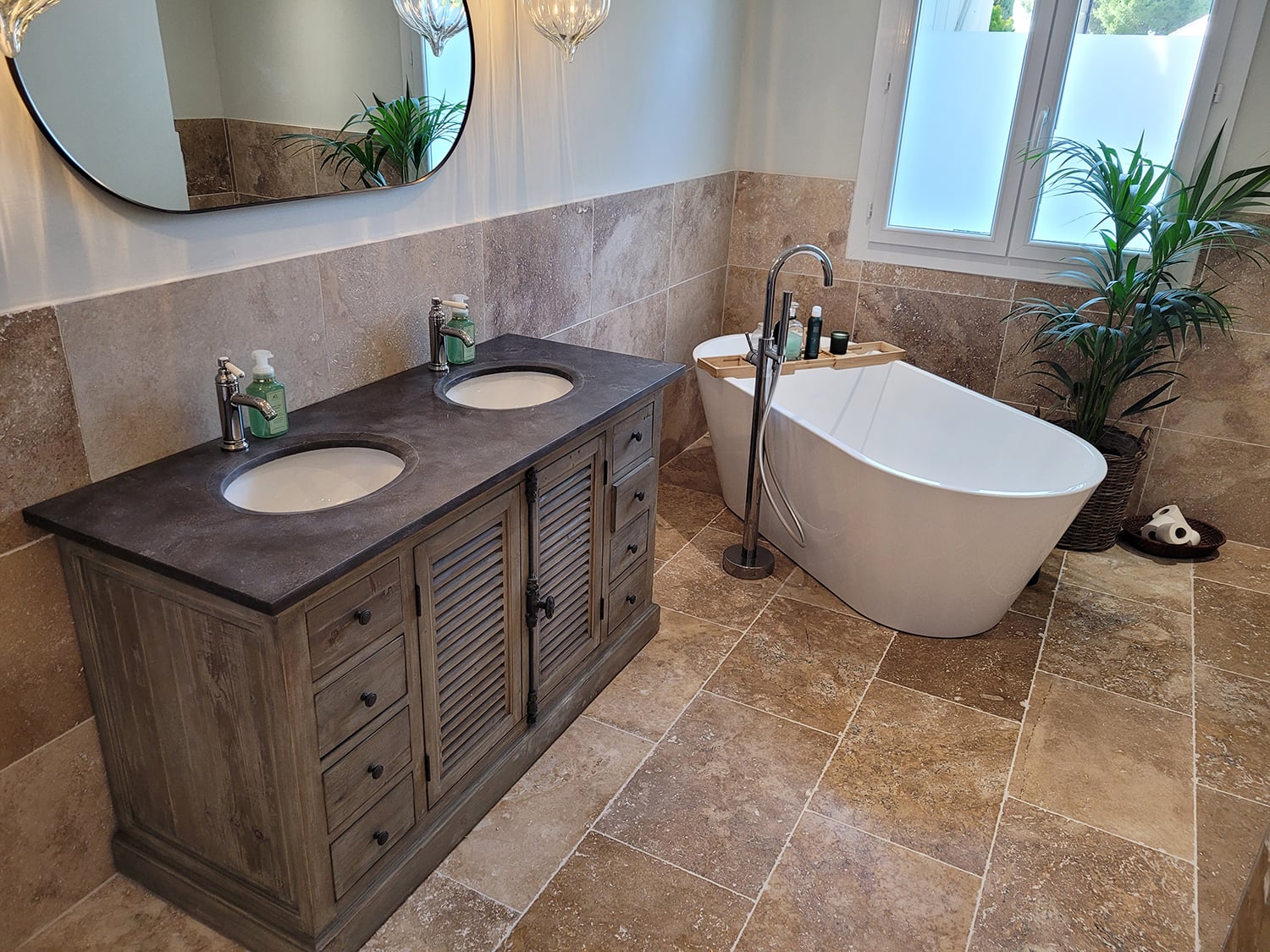 Bathroom | Holiday home in South of France