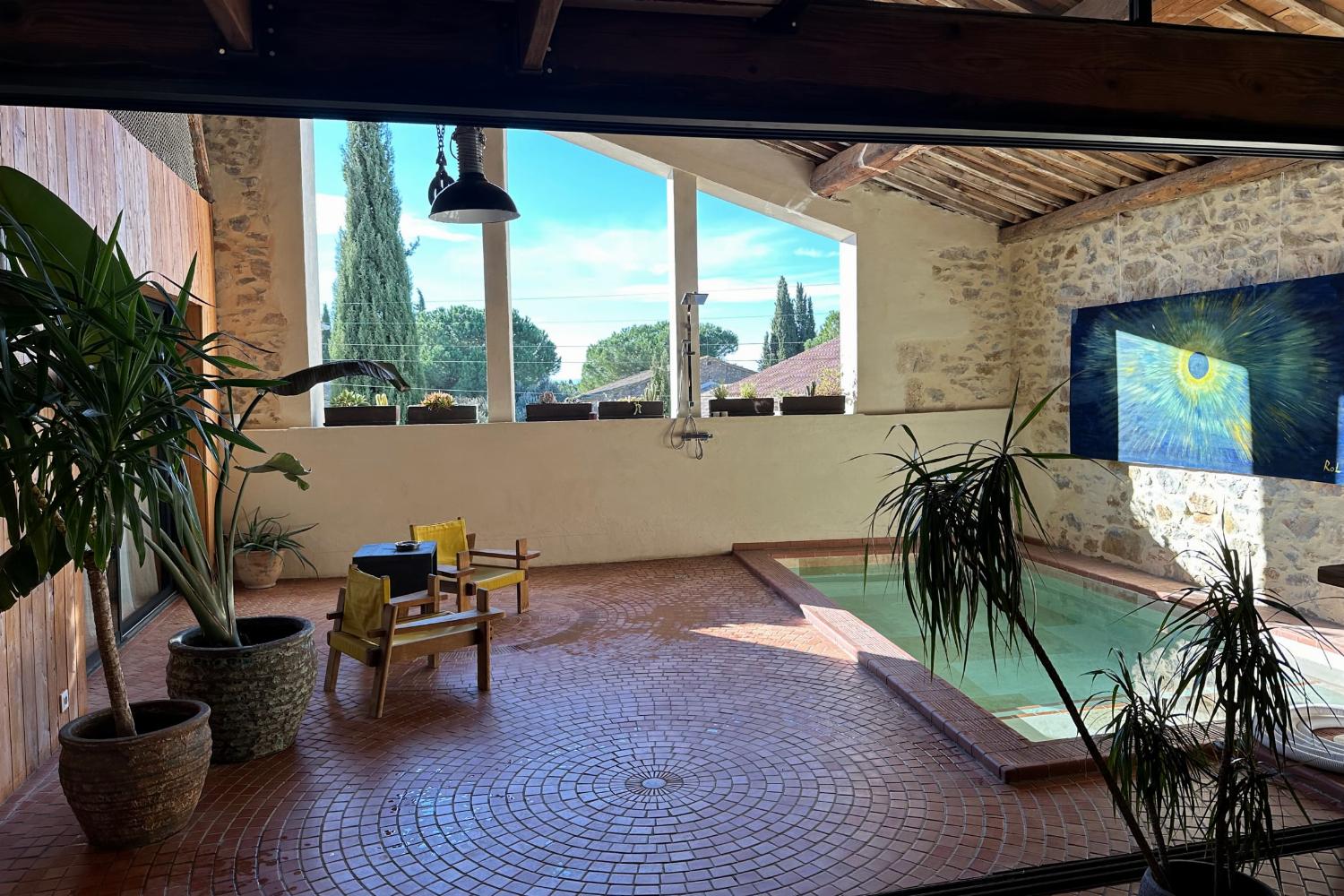 Piscine intérieure privée chauffée