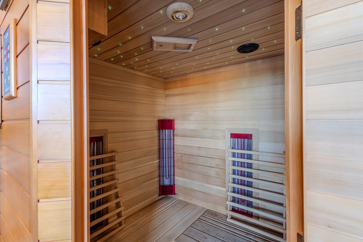 Steam room | Holiday home in Le Somail