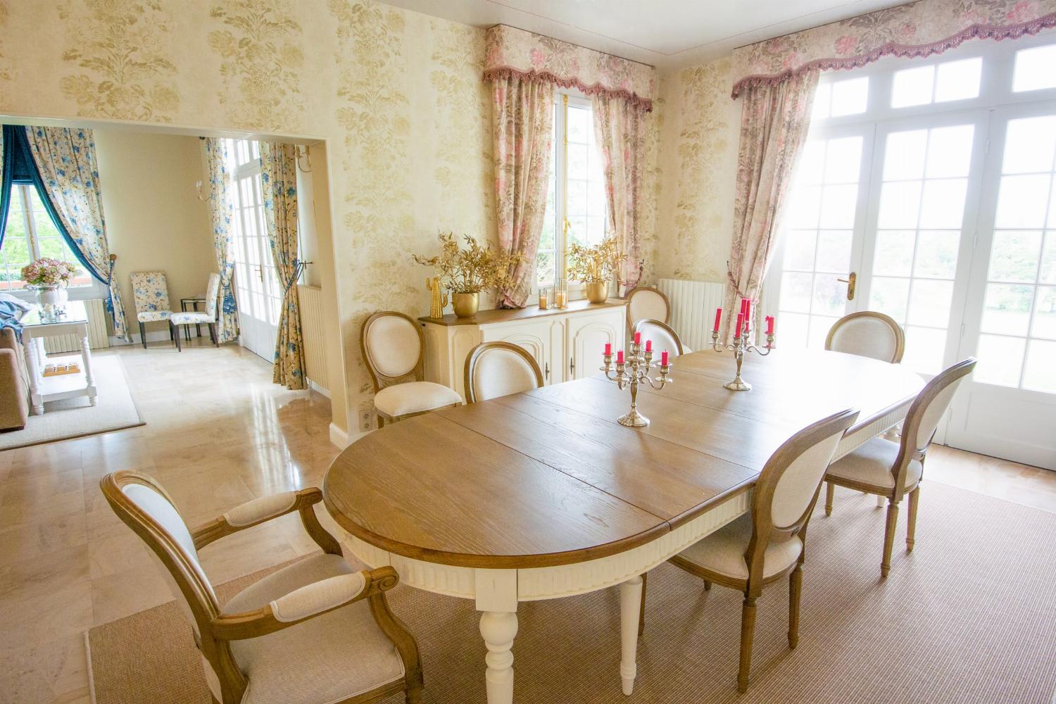 Dining room | Holiday home in Loire Valley