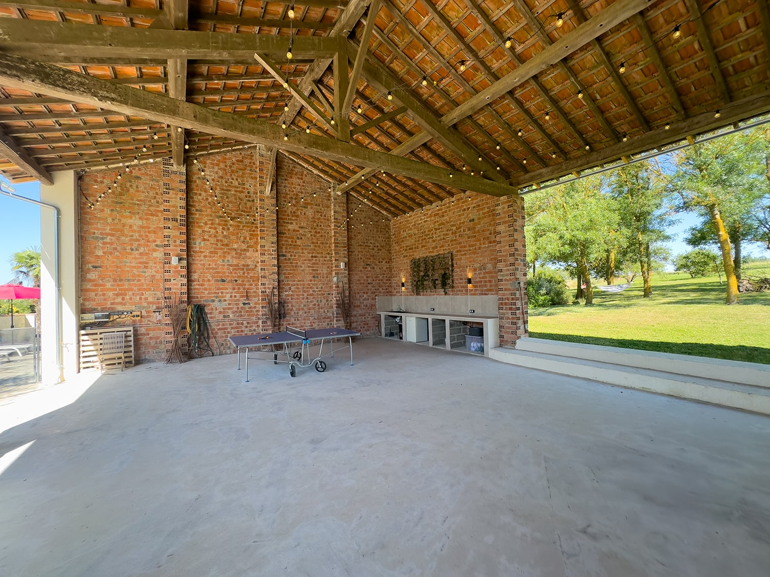 Barn with table tennis