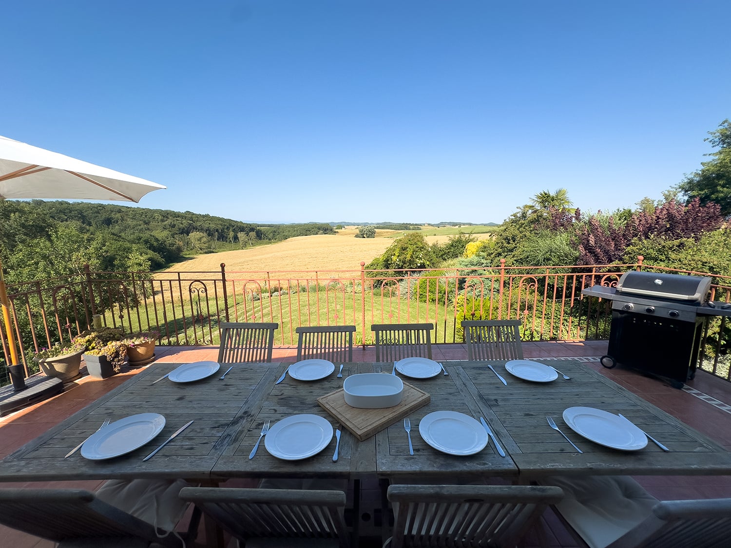 Dining terrace