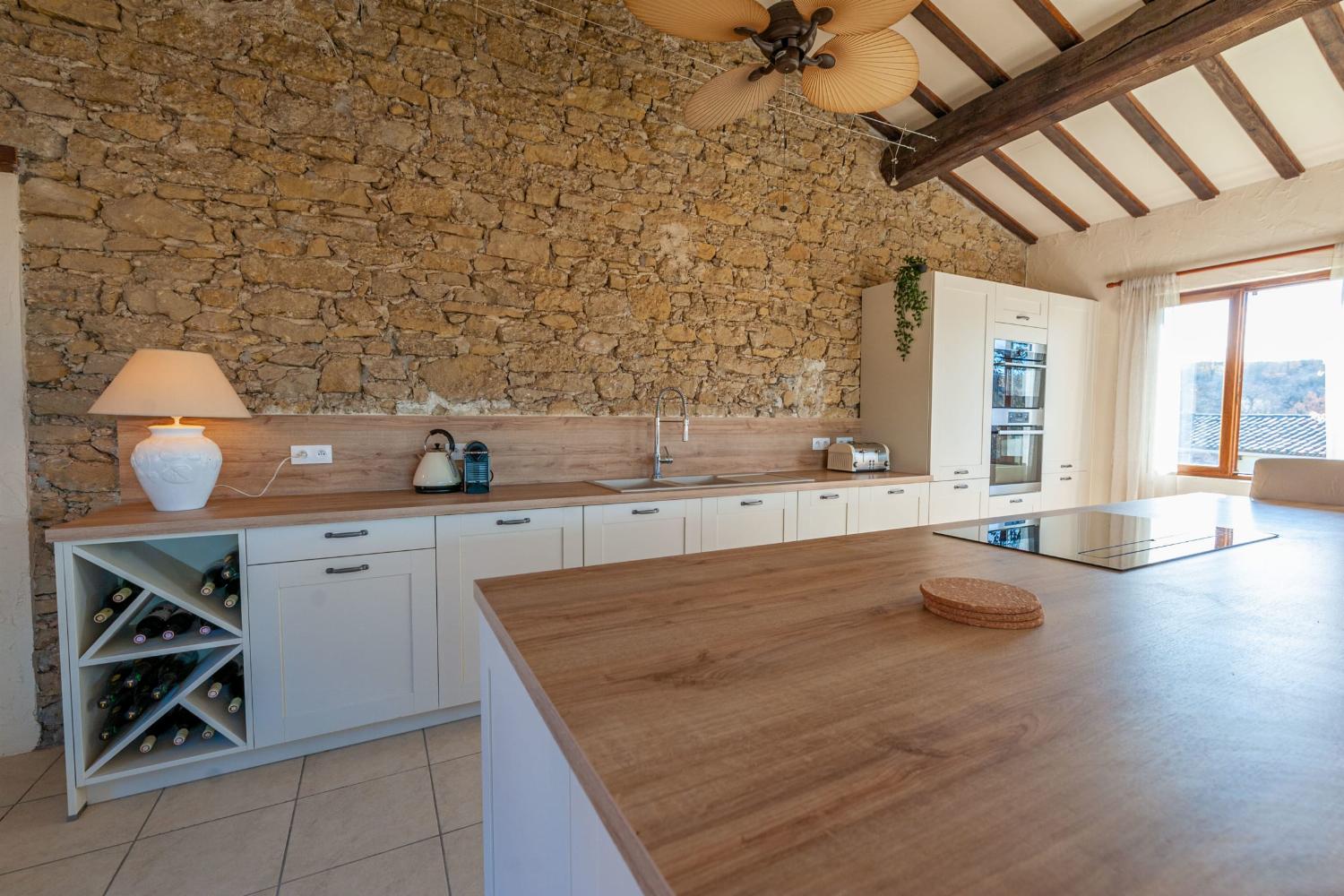 Kitchen | Rental home in South of France