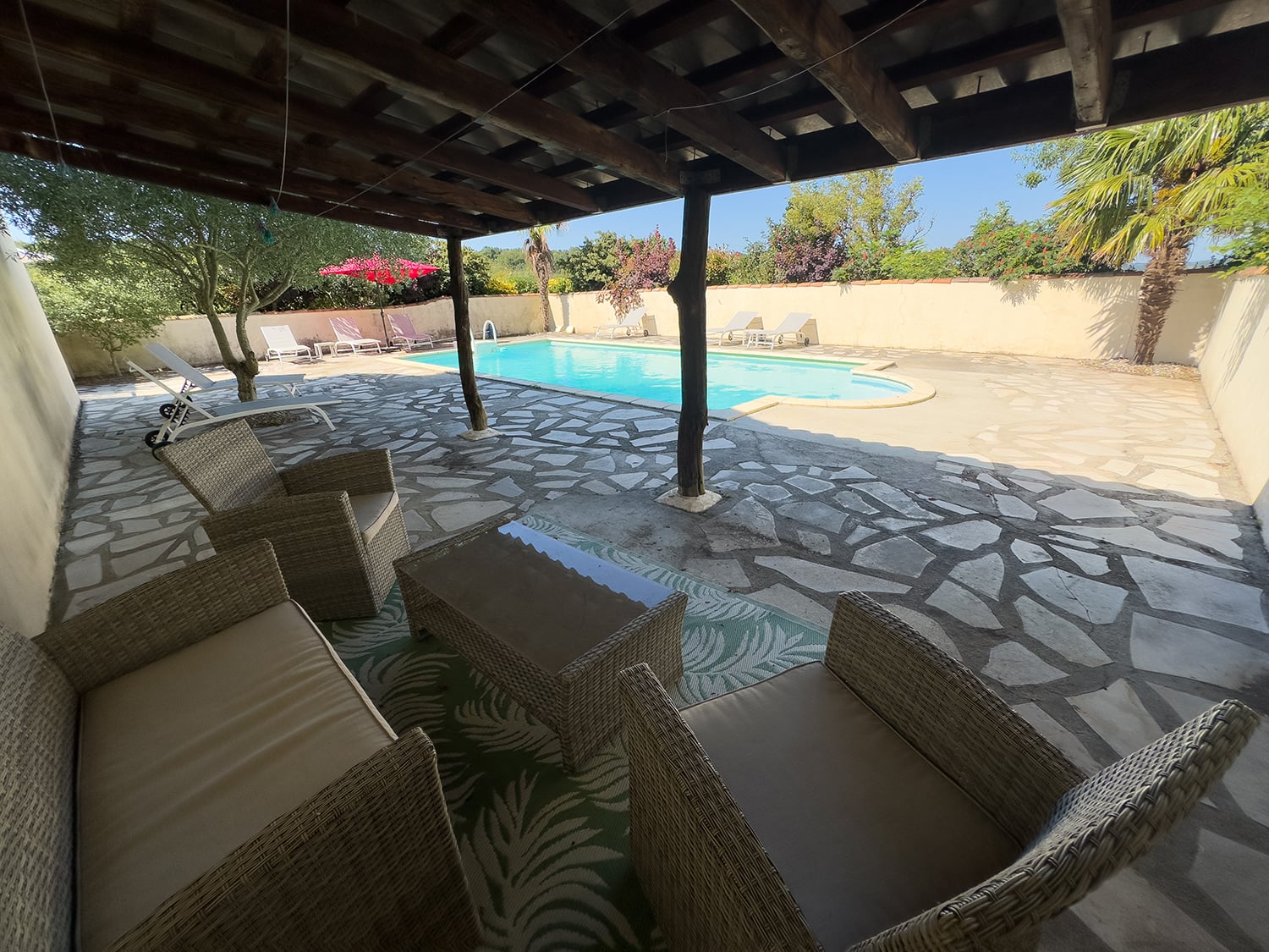 Private pool