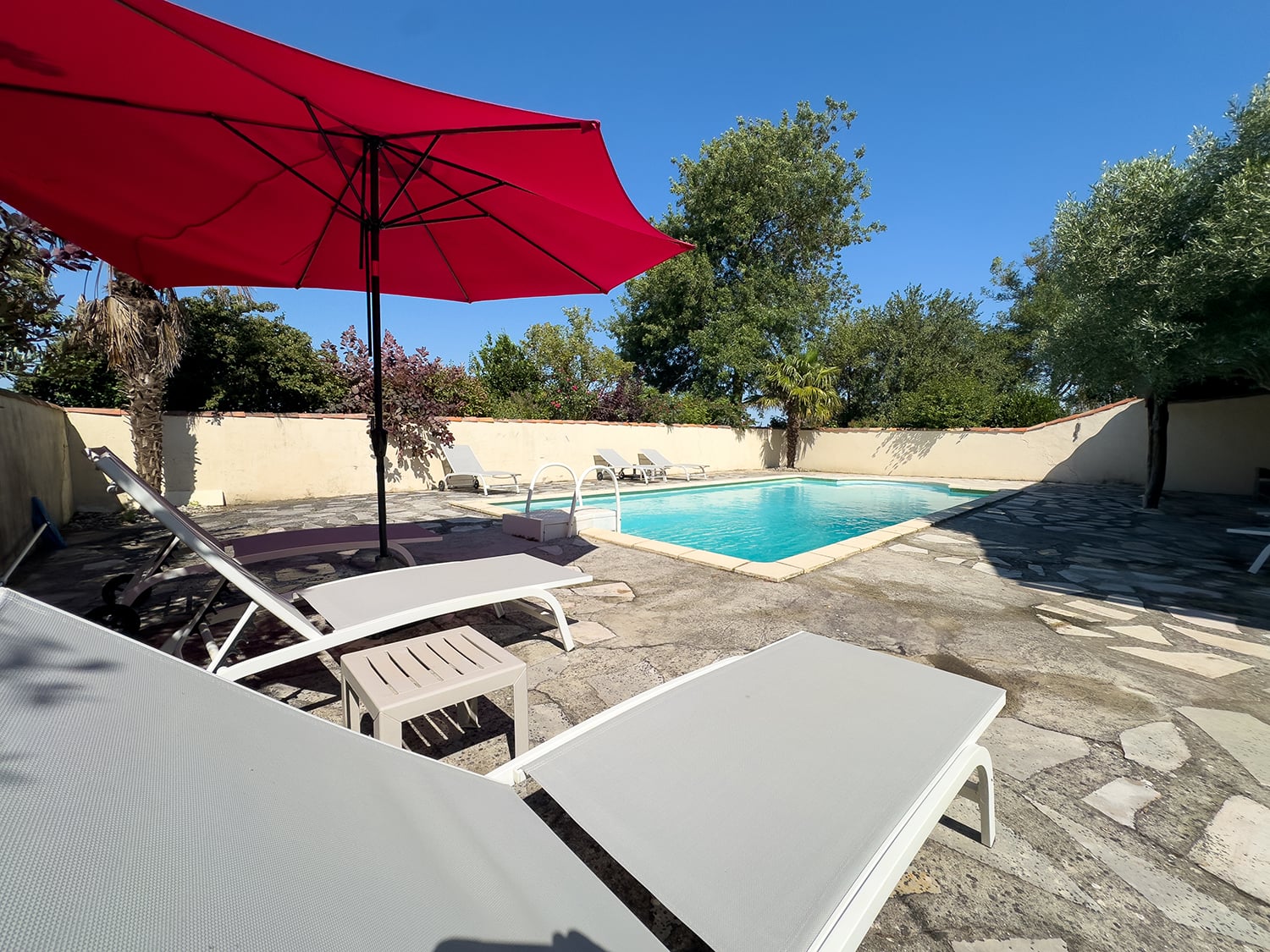 Private pool
