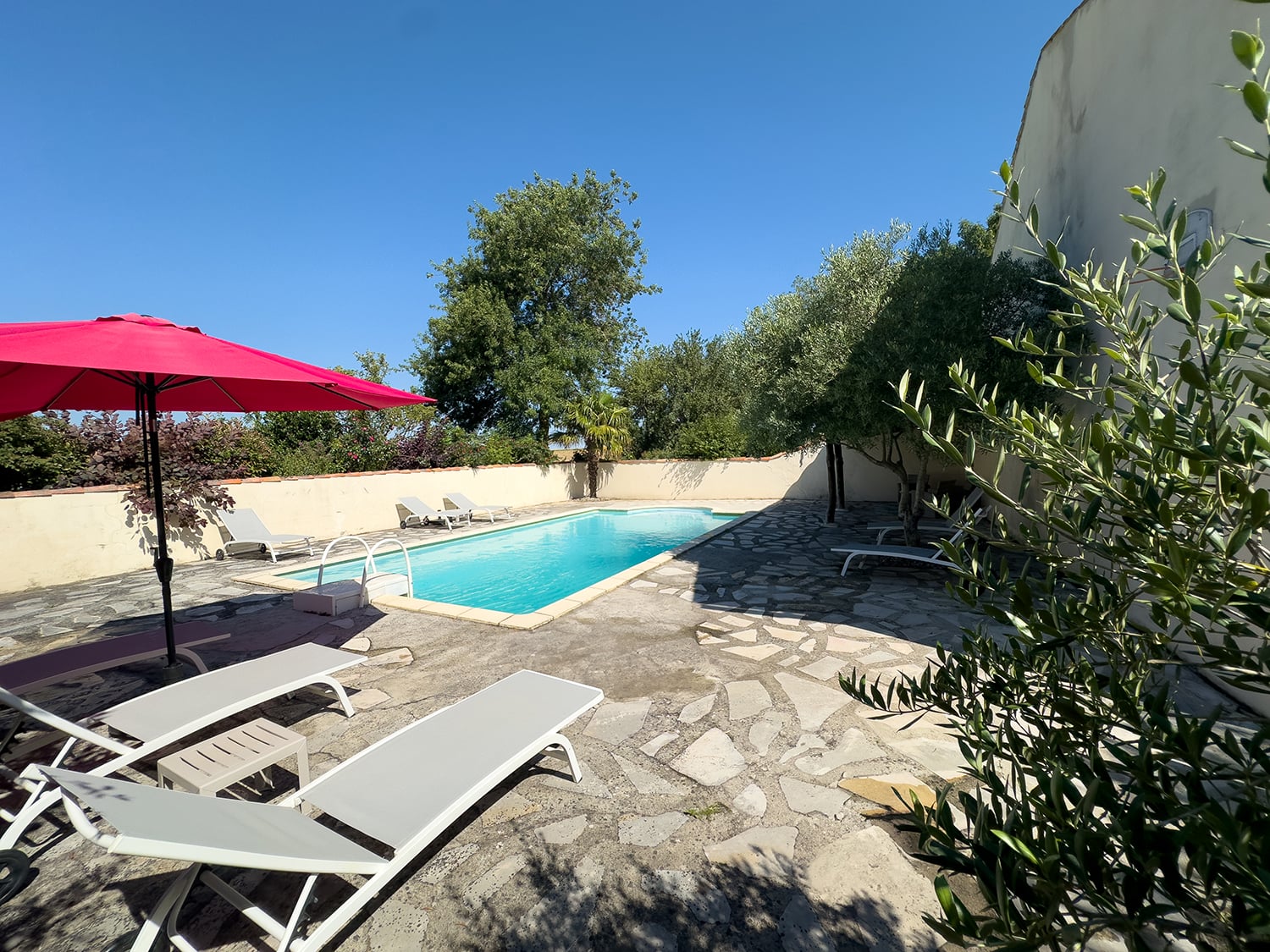 Private pool