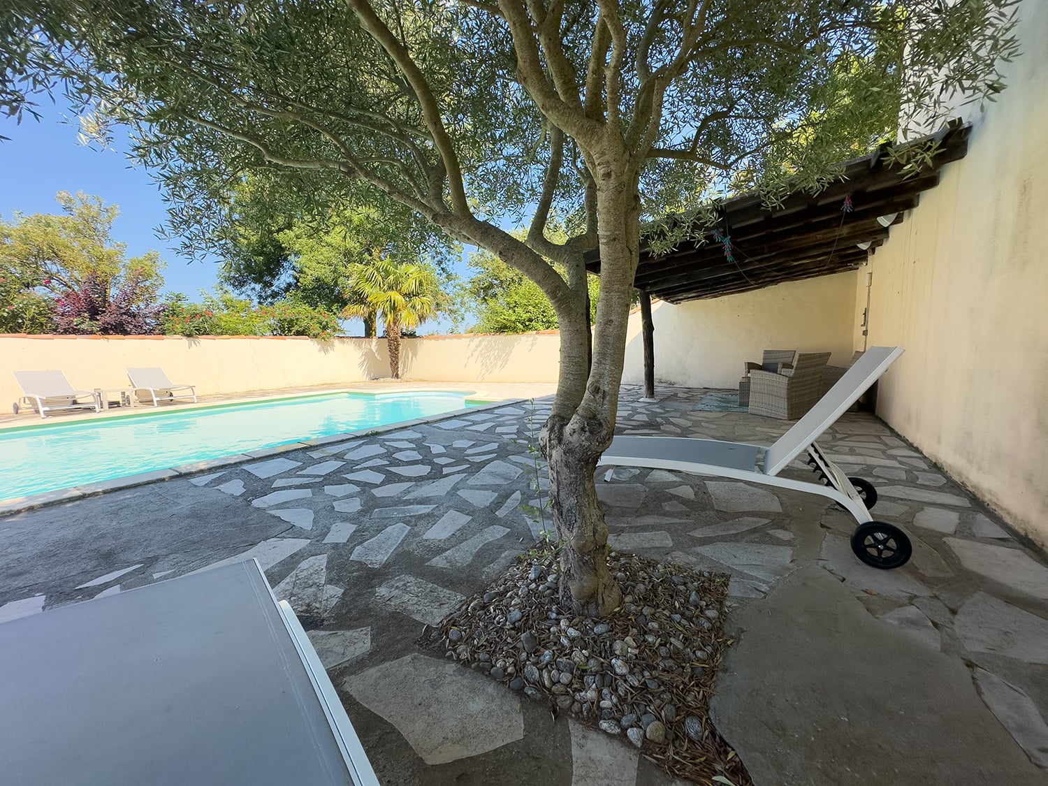 Private pool