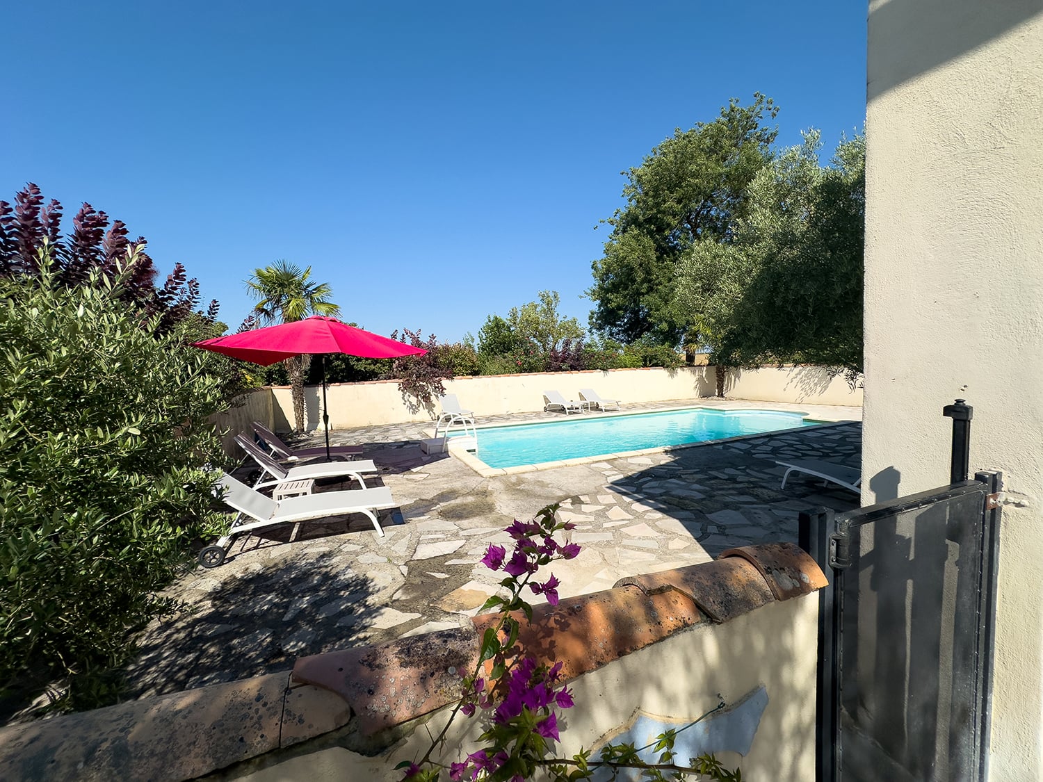 Private pool