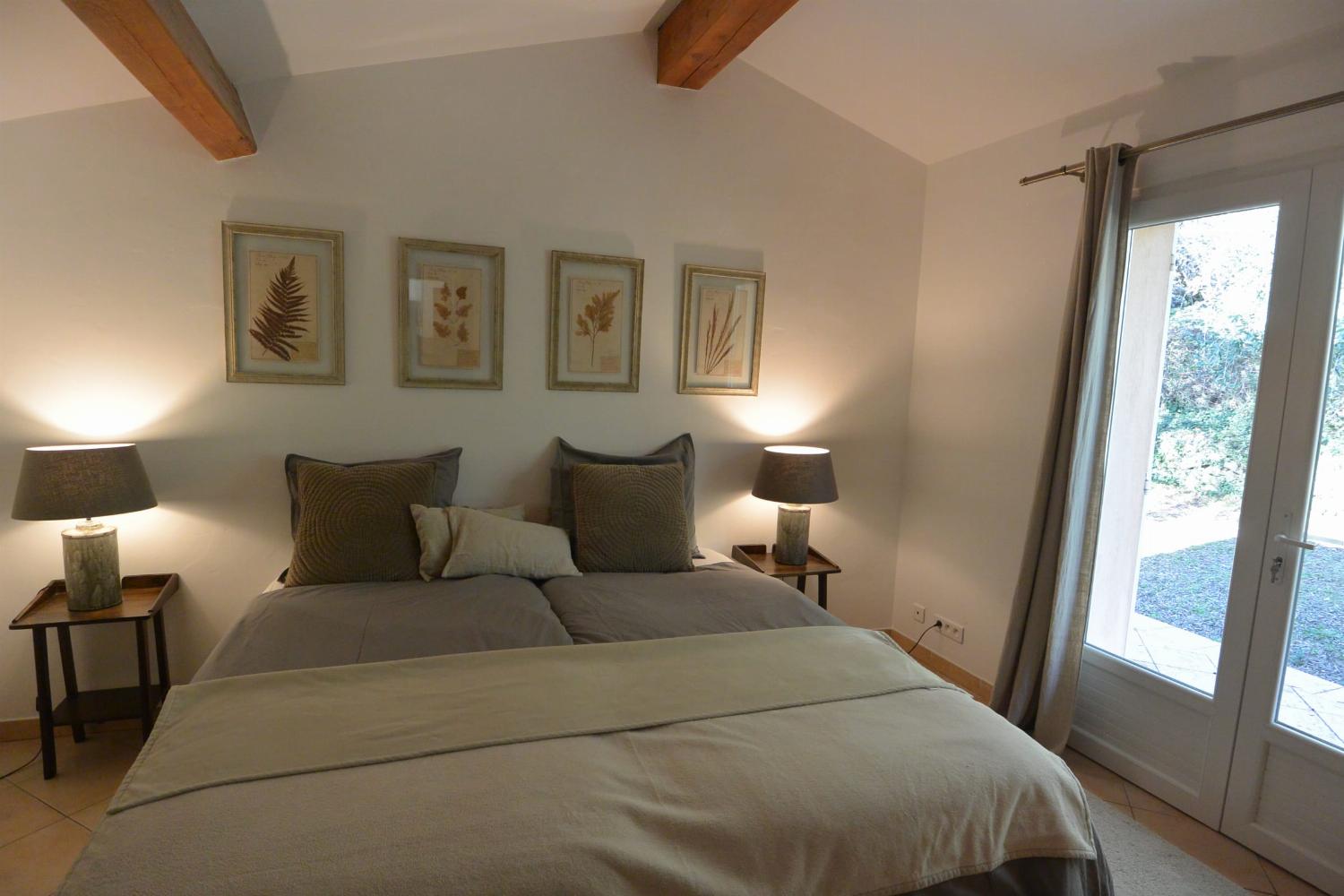 Bedroom | Holiday villa in Alpes-Maritimes