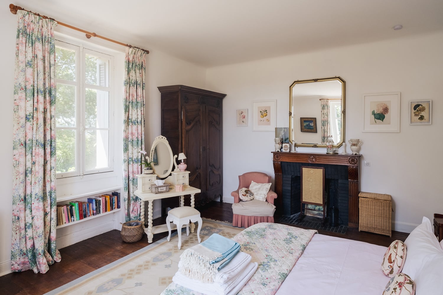 Bedroom | Holiday château in côte basque