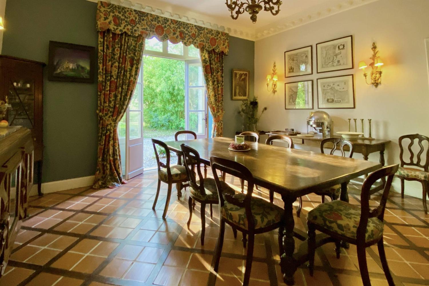 Dining room | Holiday château in côte basque