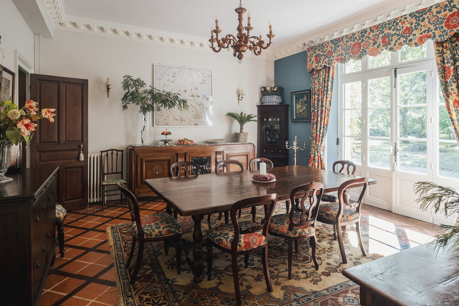 Dining room | Holiday château in côte basque