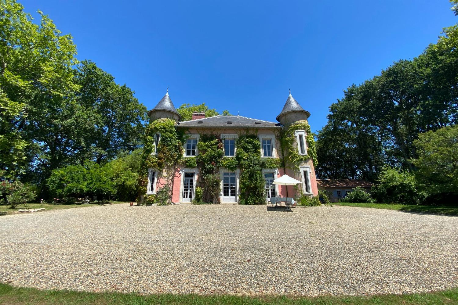 Holiday château in côte basque