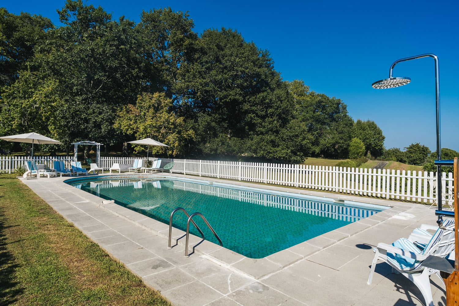 Private pool