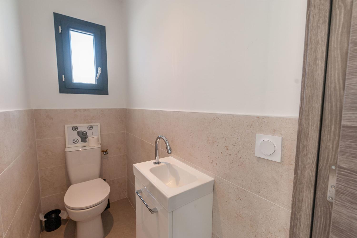 Bathroom | Holiday villa in South of France