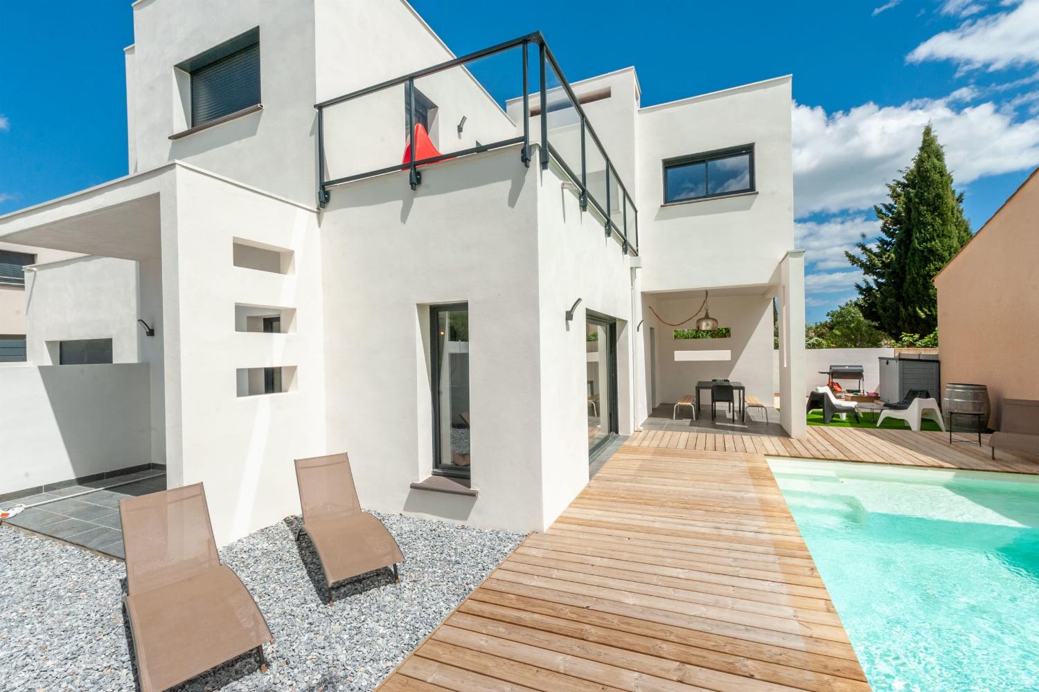 Holiday villa in South of France with private pool