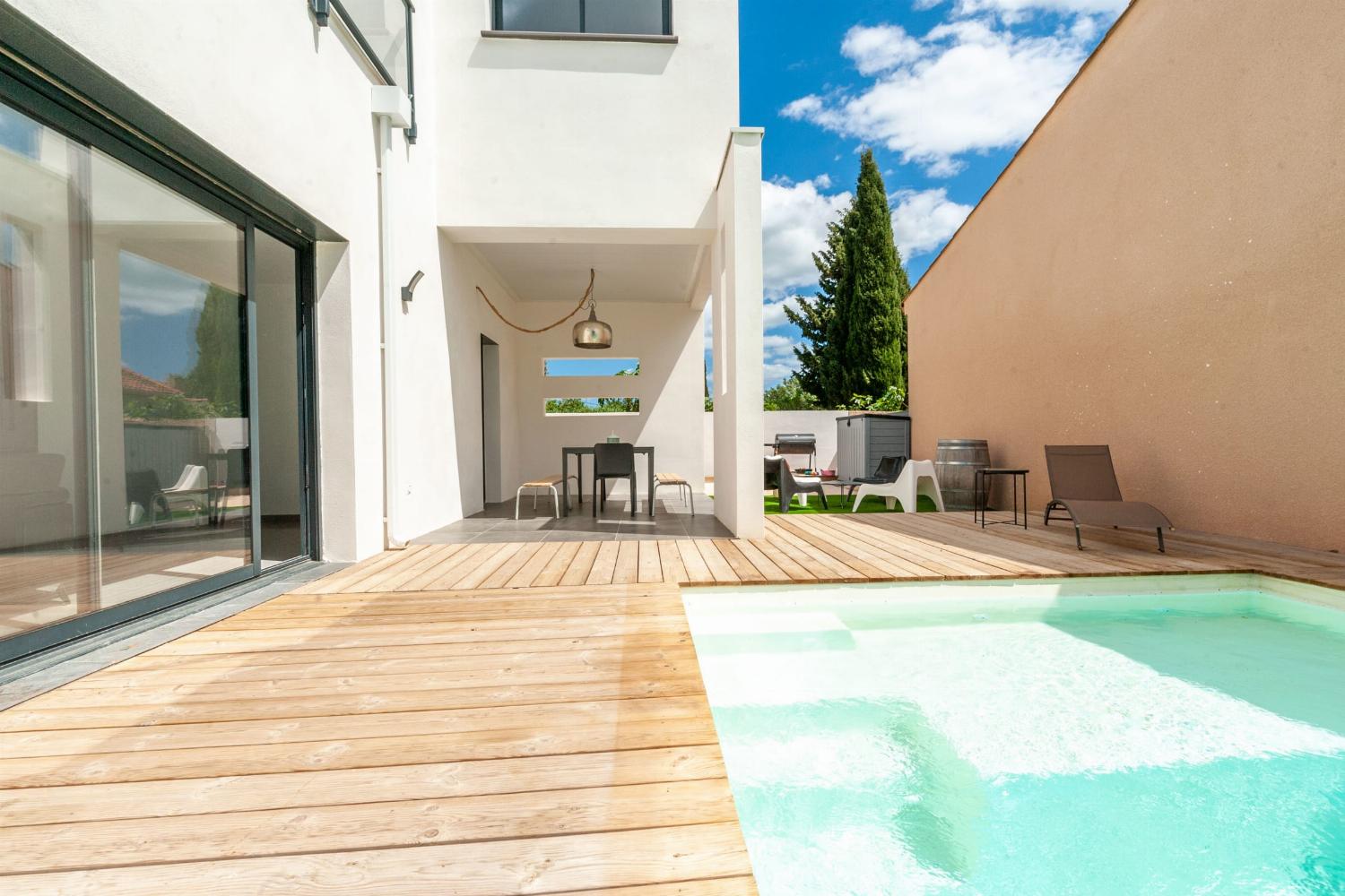 Holiday villa in South of France with private pool
