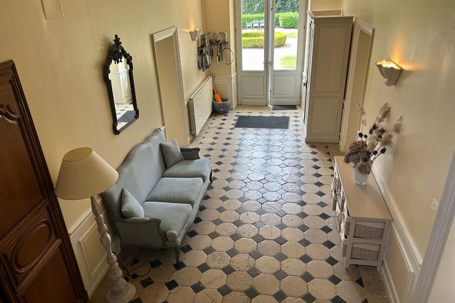 Hallway | Holiday château in Burgundy