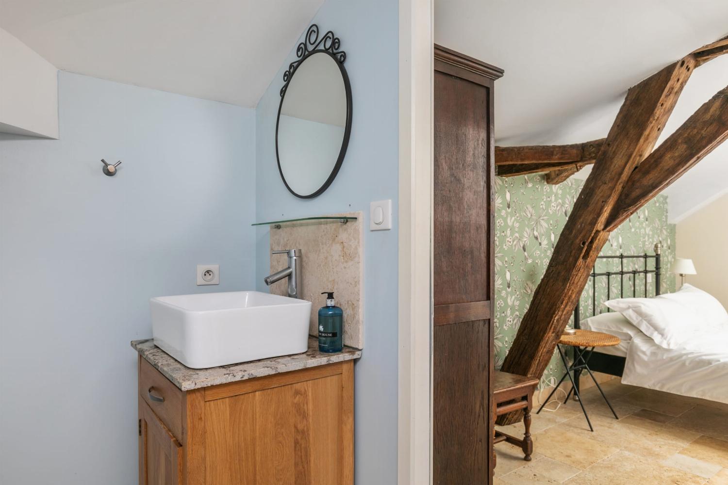 Bathroom | Holiday accommodation in Dordogne