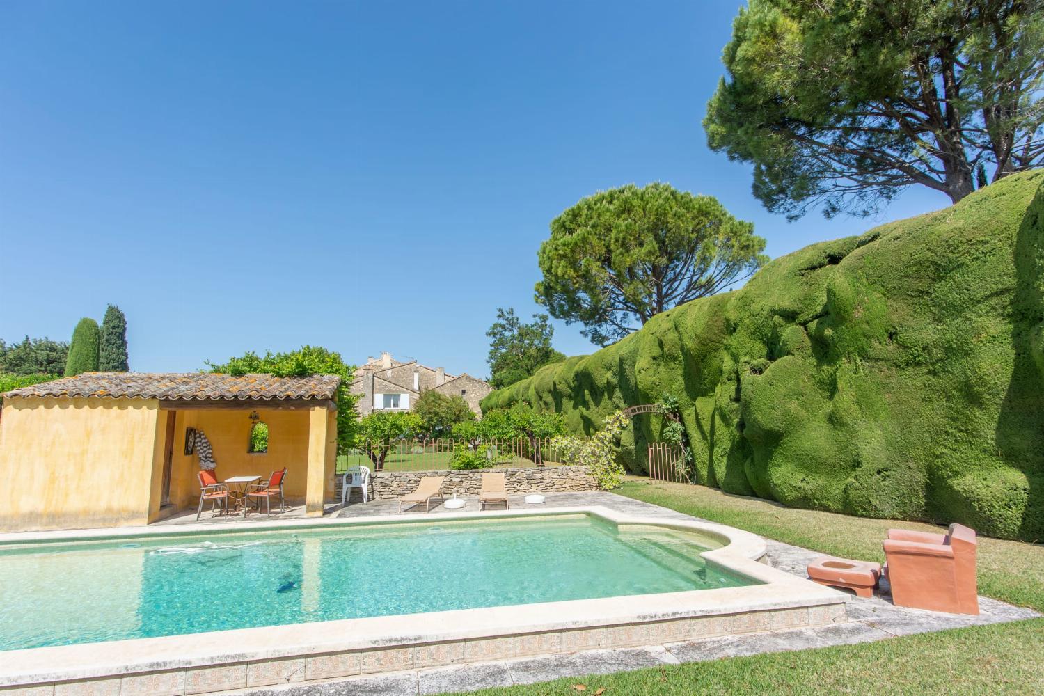 Private pool