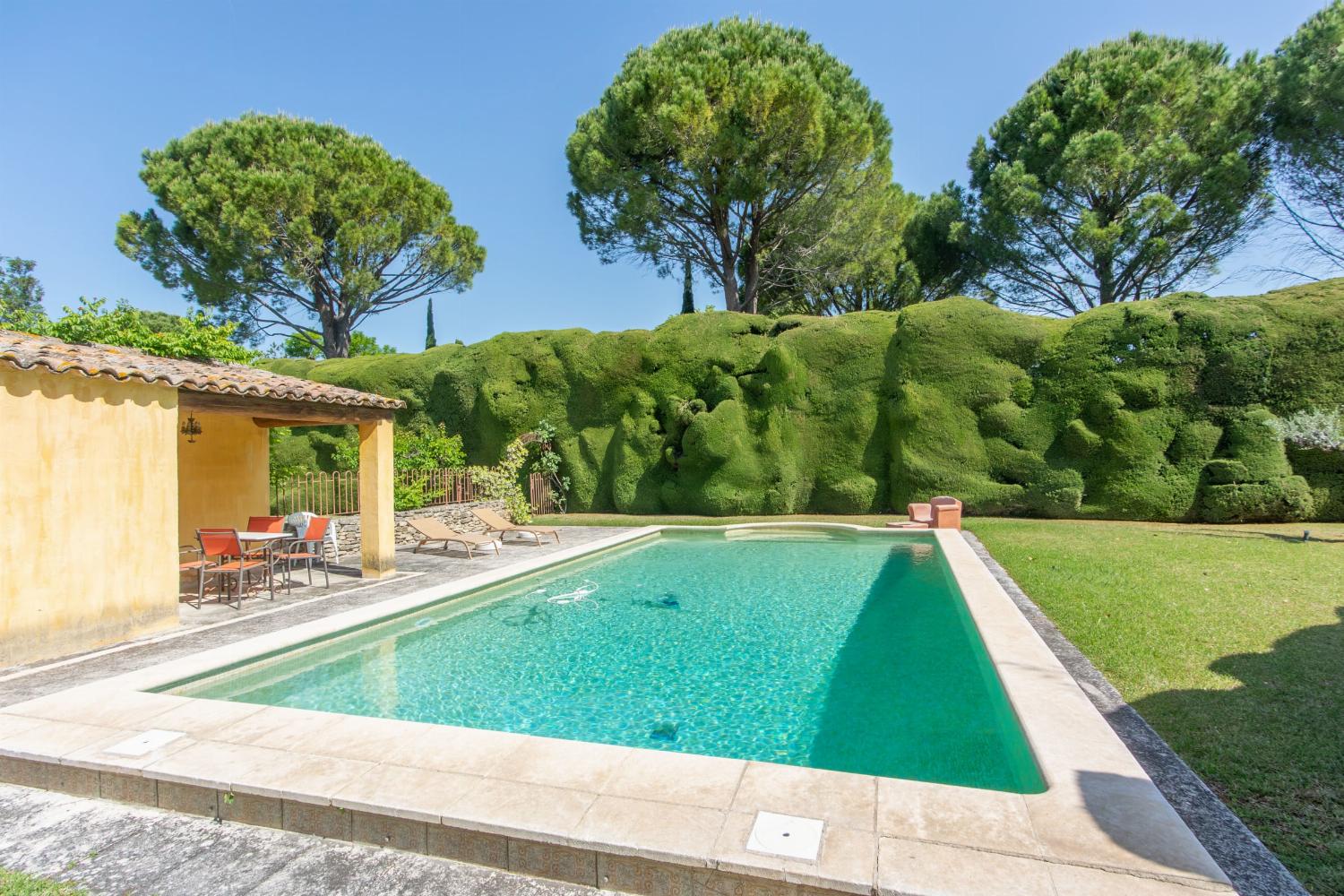 Private pool