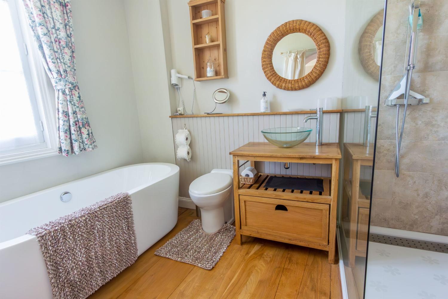 Bathroom | Holiday home in Dordogne