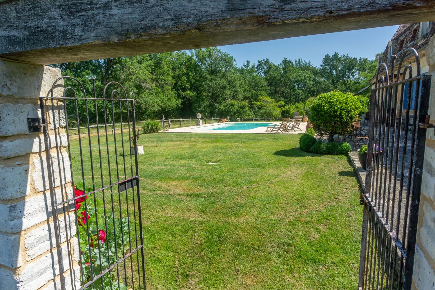 Garden | Holiday home in Dordogne