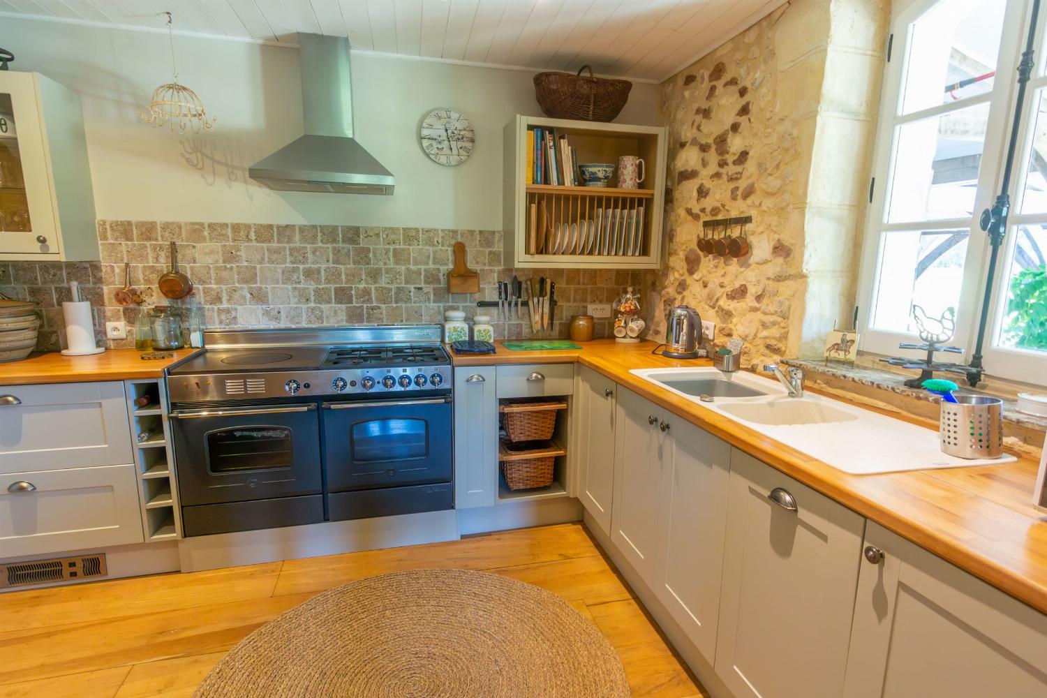 Kitchen | Holiday home in Dordogne