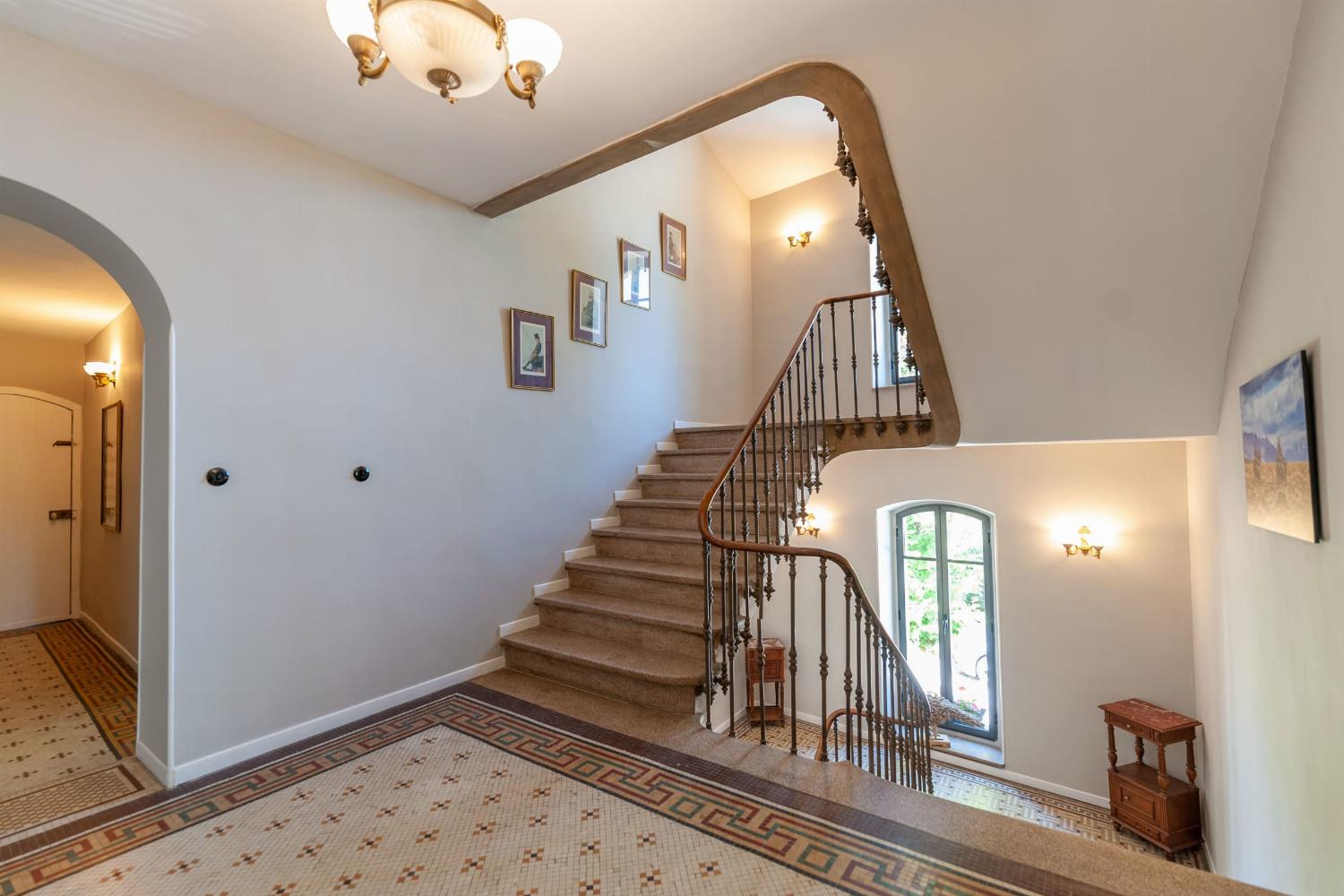 1st floor hallway | Rental home in South of France