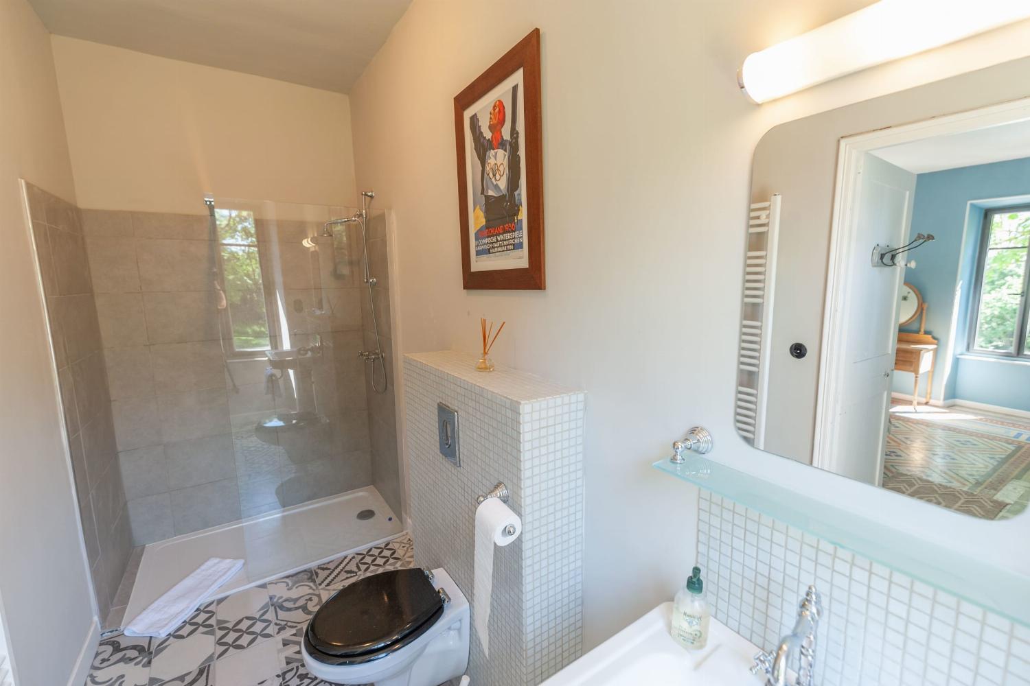 Bathroom | Rental home in South of France