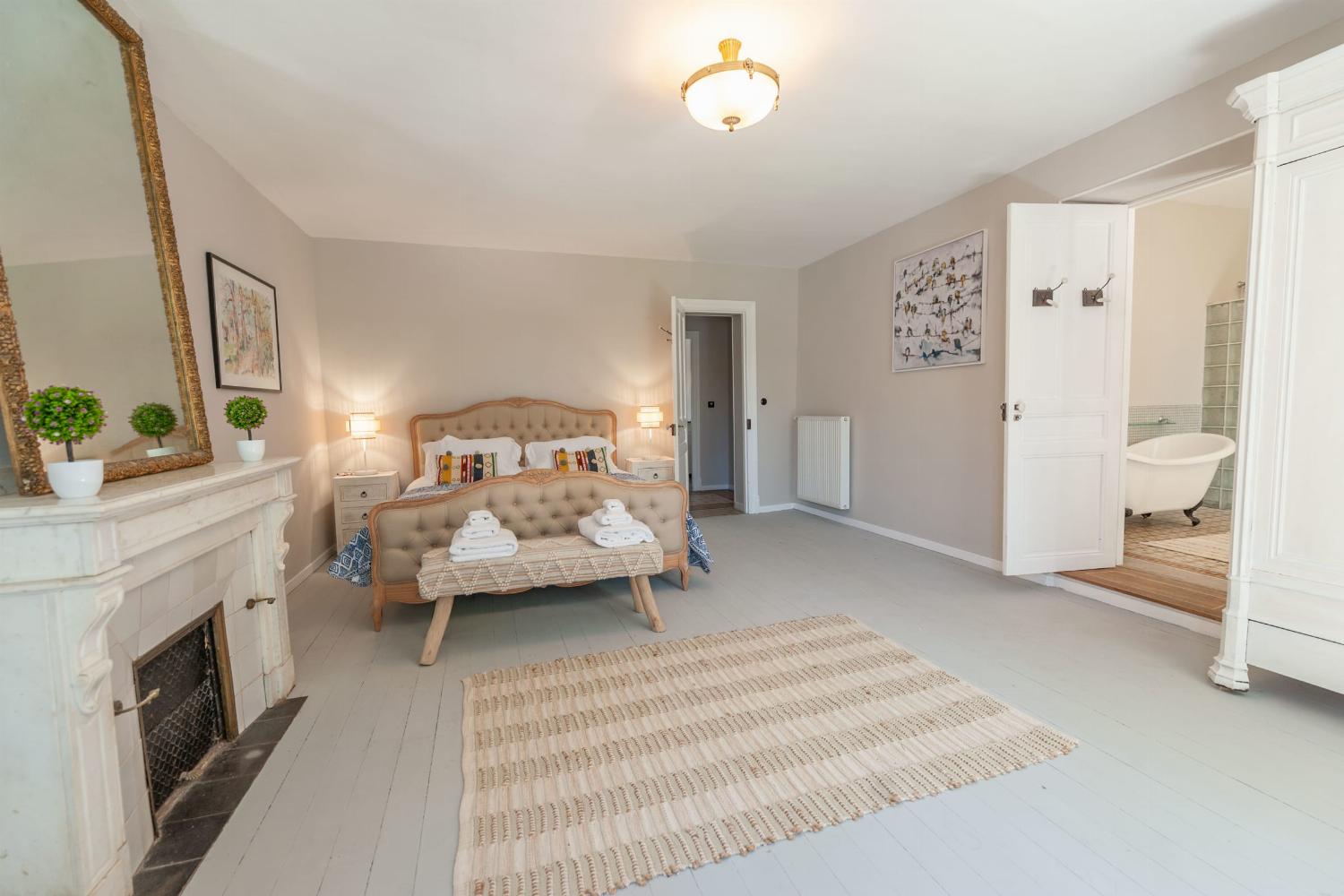 Bedroom | Rental home in South of France