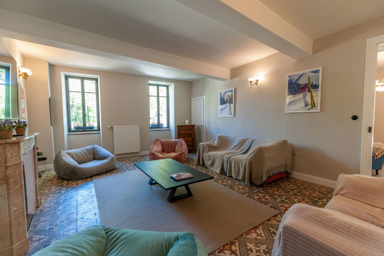 Living room | Rental home in South of France