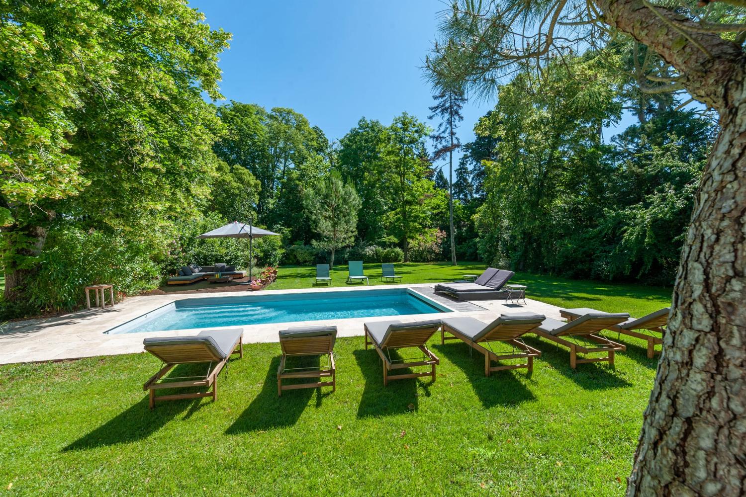Private pool
