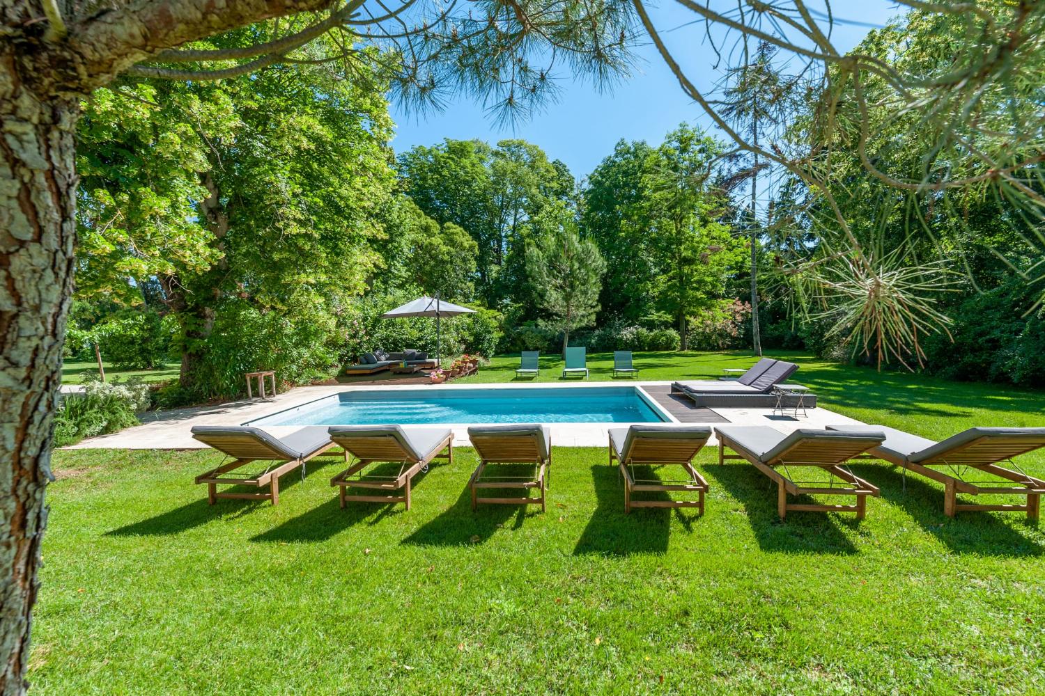 Private pool