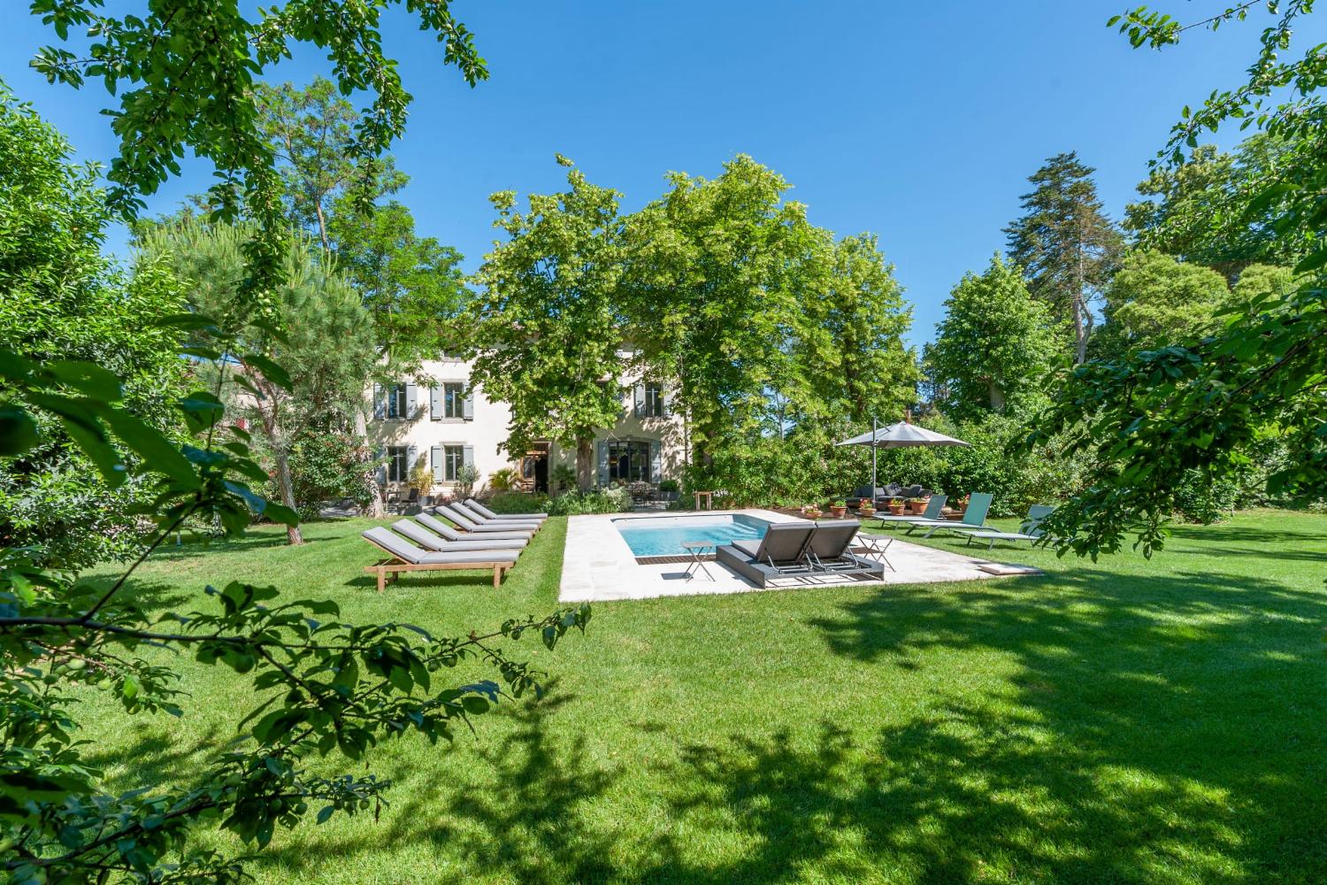 Private pool
