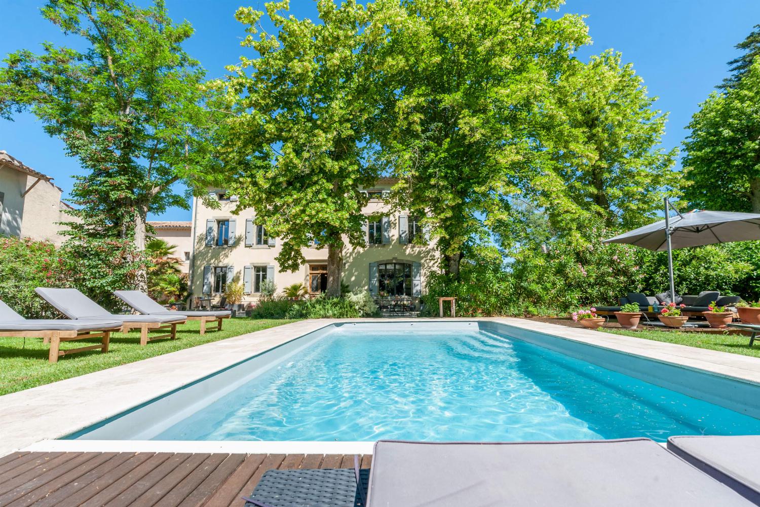 Private pool