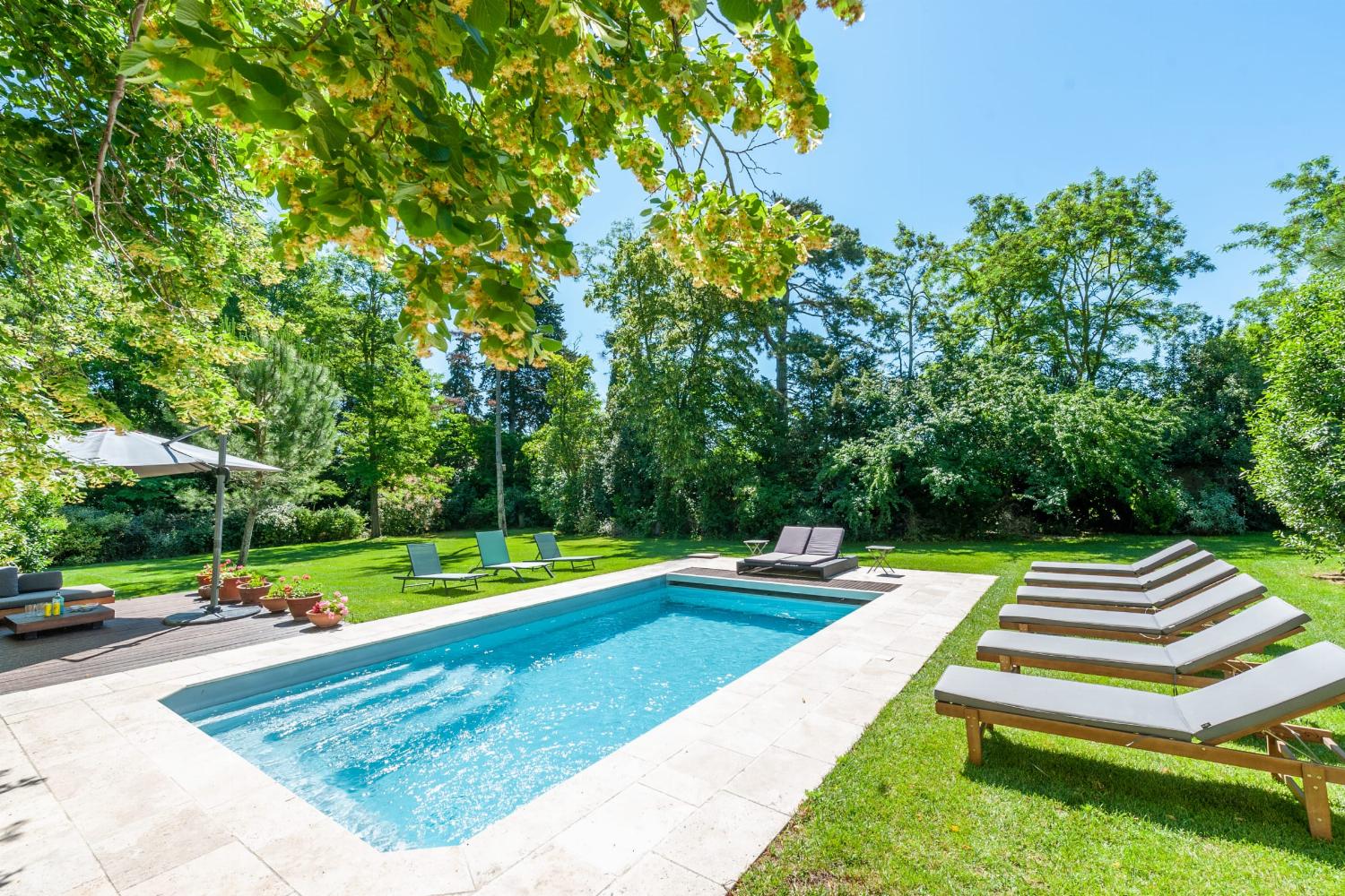 Private pool