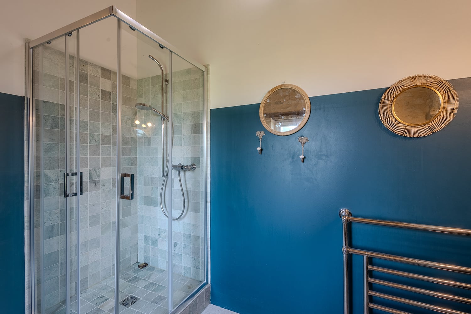Bathroom | Rental home in Duras Bathroom | Rental home in Duras