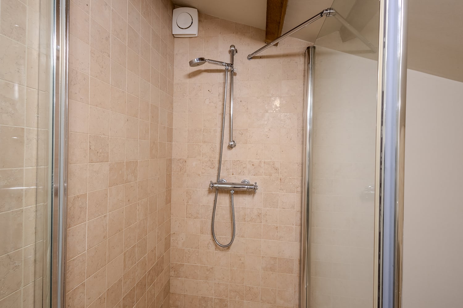 Bathroom | Rental home in Duras Bathroom | Rental home in Duras