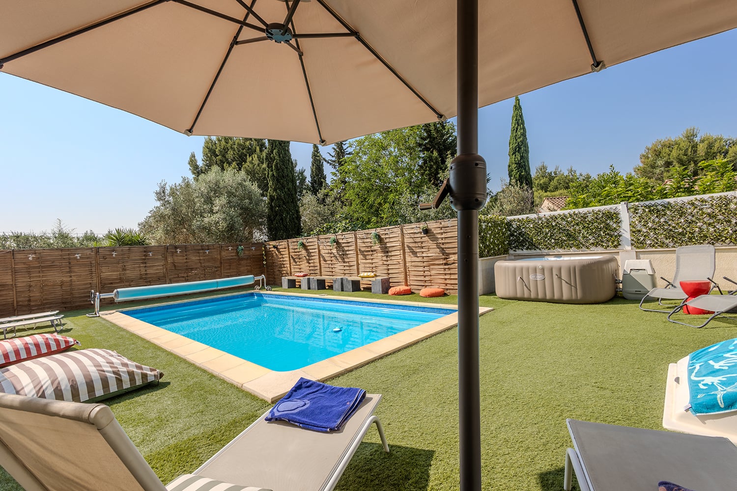 Private pool