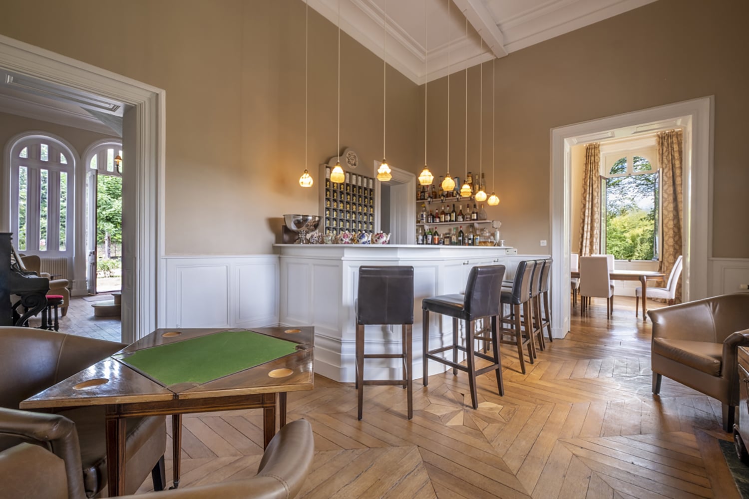 Bar | Holiday château in Nouvelle-Aquitaine