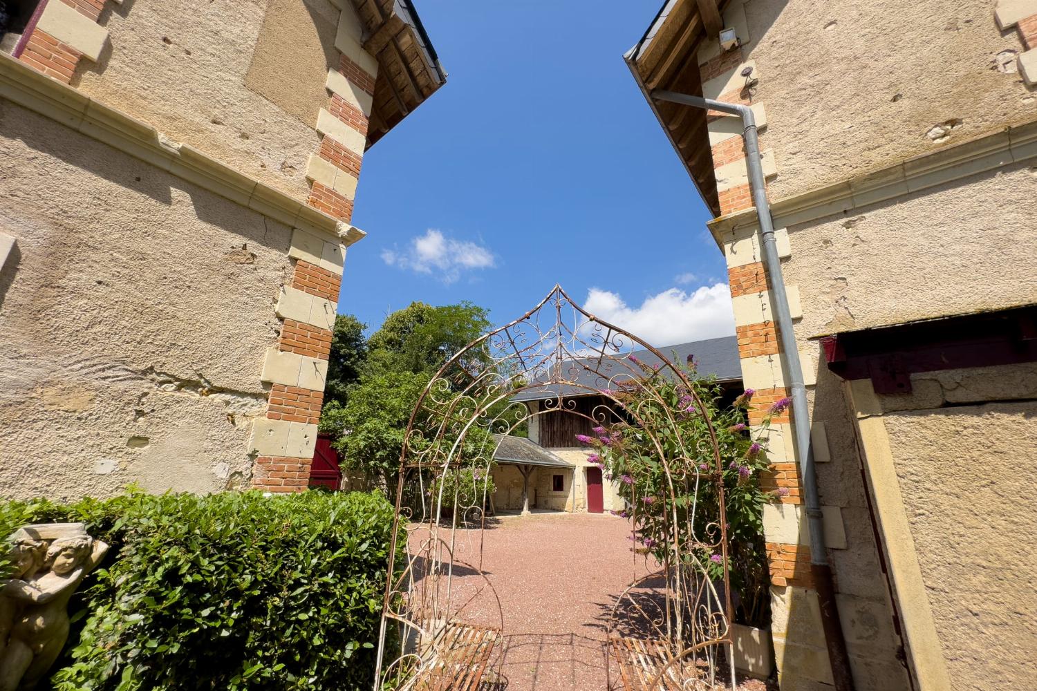 Courtyard garden