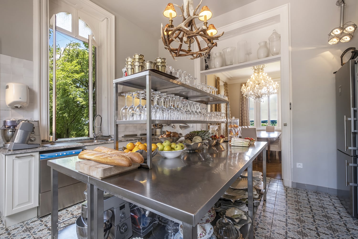 Kitchen | Holiday château in Nouvelle-Aquitaine