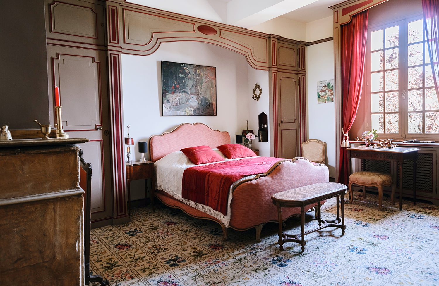 Bedroom | Holiday château in Dordogne