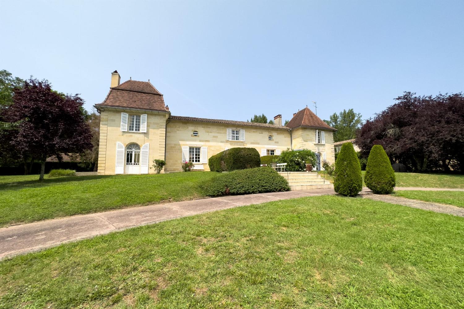 Holiday château in Dordogne