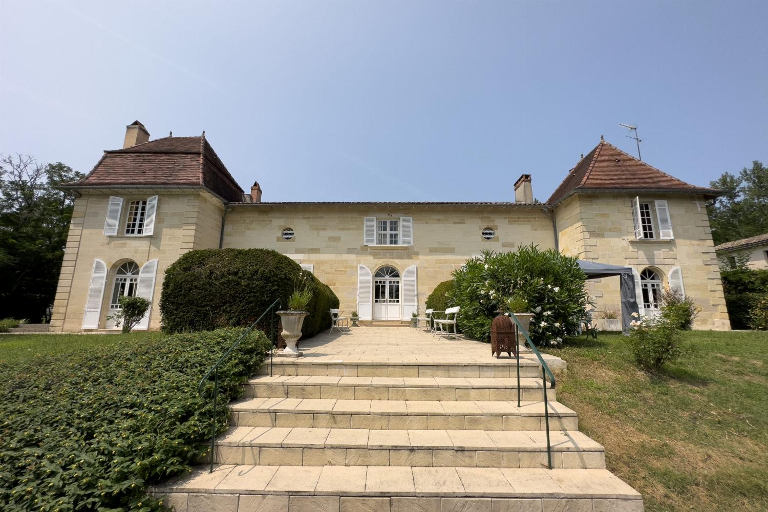 Holiday château in Dordogne