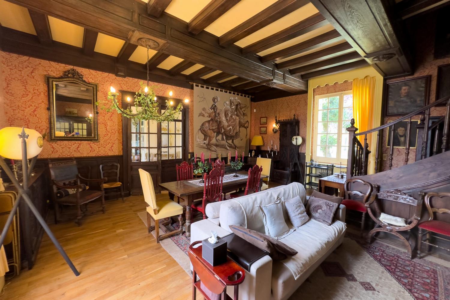 Living room | Holiday château in Dordogne