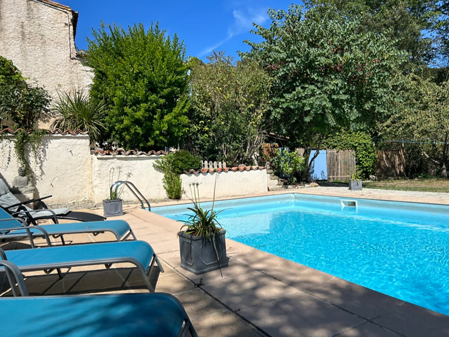 Private pool