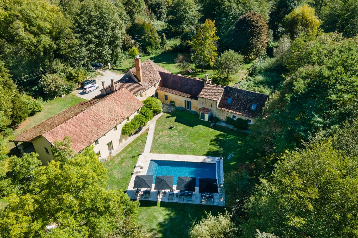 Holiday home in Nouvelle-Aquitaine with private heated pool
